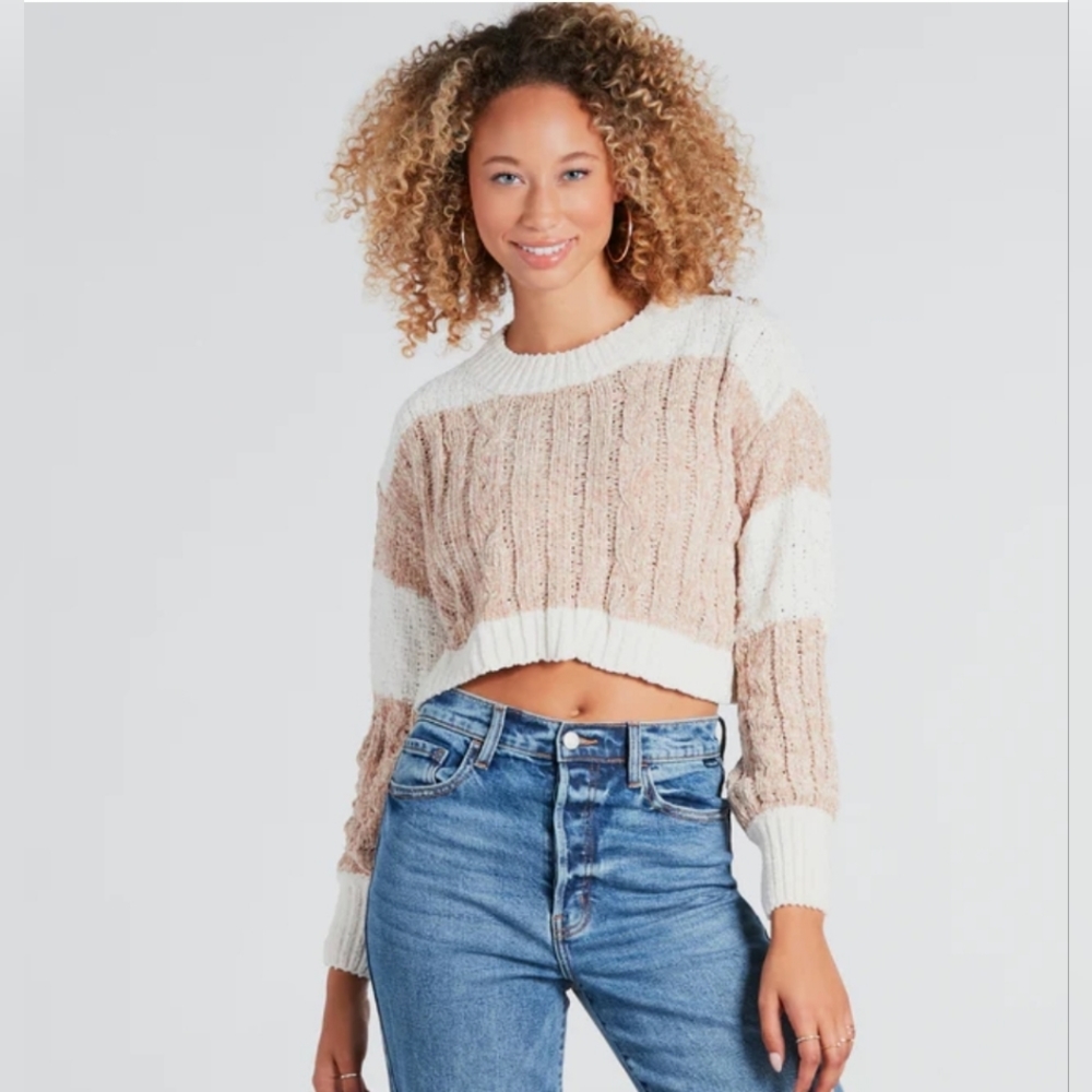 Windsor cropped long sleeve sweater top